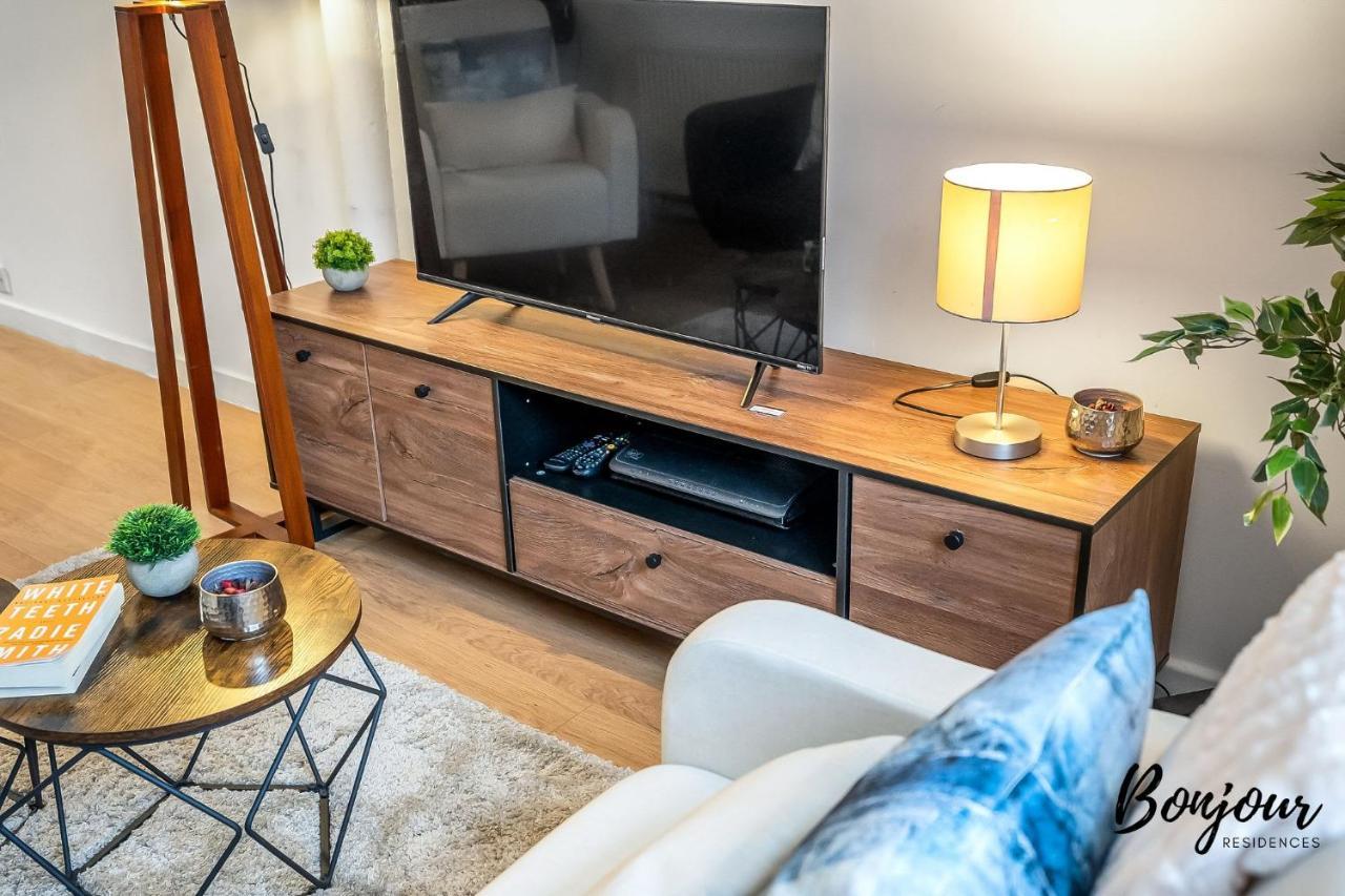 Cosy Grassmarket 2Br-1Ba - Newly Decorated! By Bonjour Residences Edimburgo Exterior foto
